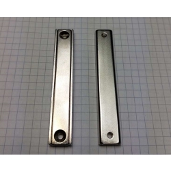 UM MPŁ 80x13,5x5 6/3,5 Uchwyt magnetyczny neodymowy płytkowy z otworem pod wkręt ze stożkiem.