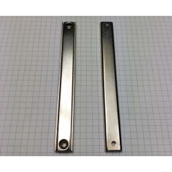 UM MPŁ 120x13,5x5 6/3,5  Uchwyt magnetyczny neodymowy płytkowy z otworem pod wkręt ze stożkiem.