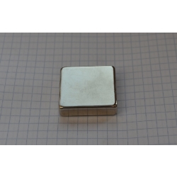 Magnes neodymowy MPŁ 30x30x7.5 [N38]
